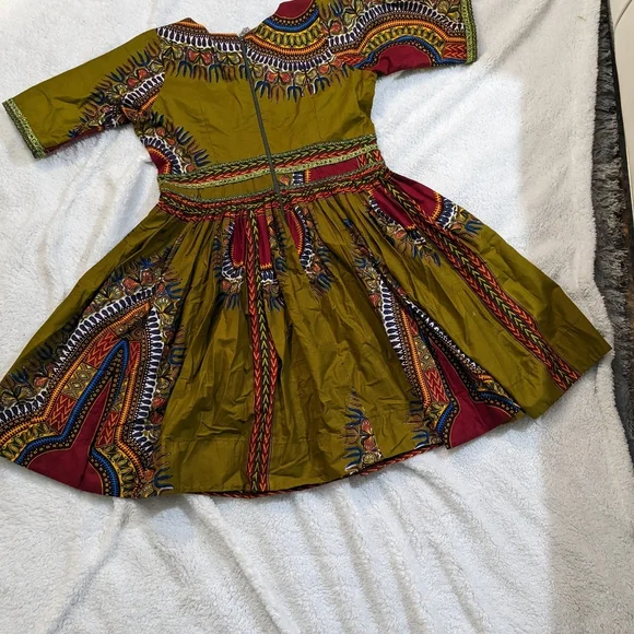 Dresse - Picture 2 of 7